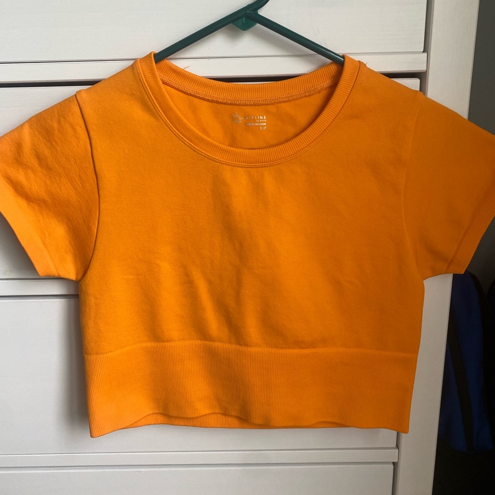 OFFLINE By Aerie Sidewalk Seamless Cropped T-Shirt